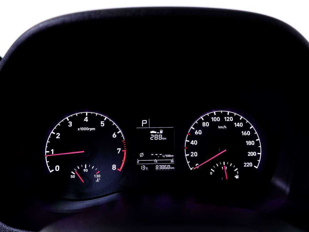 Купить Hyundai Solaris с пробегом. Фото: #21