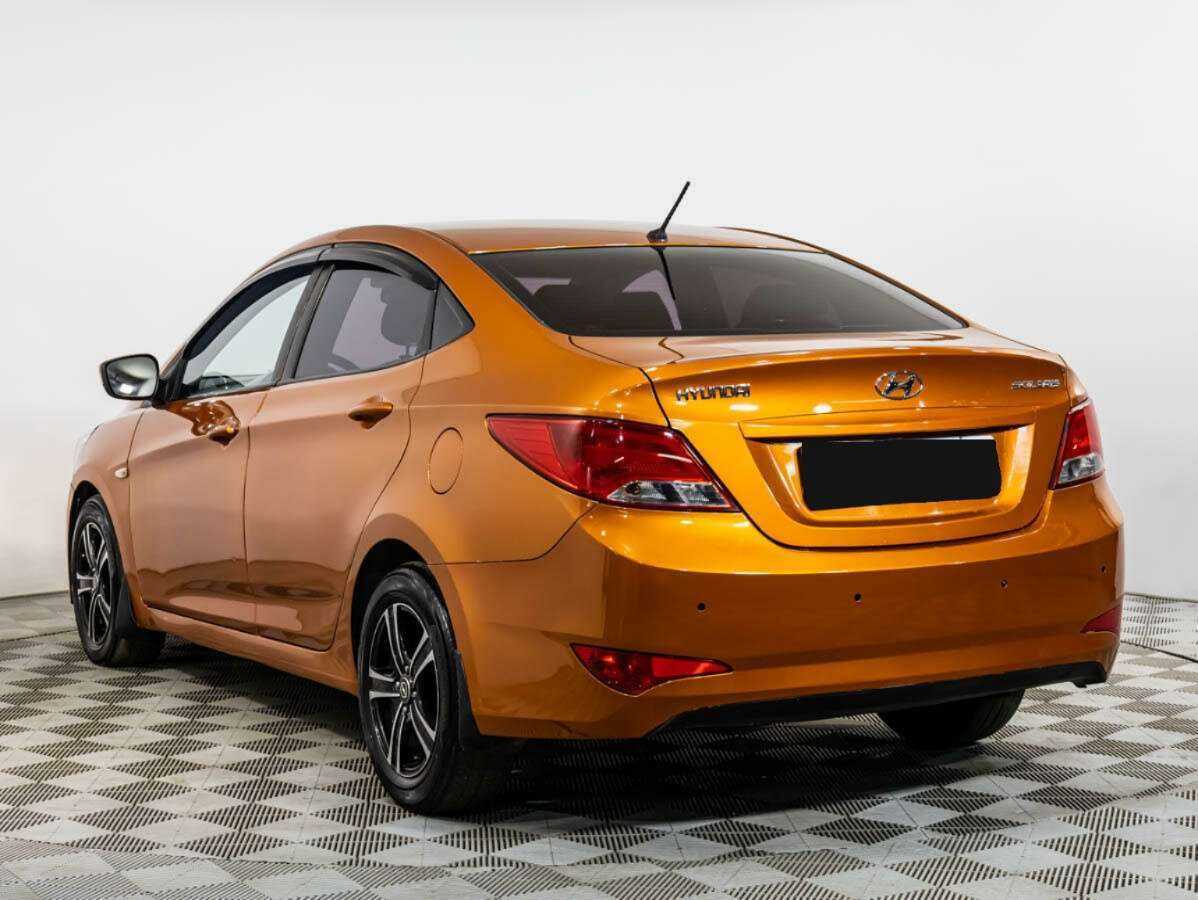 Купить Hyundai Solaris с пробегом. Фото: #5