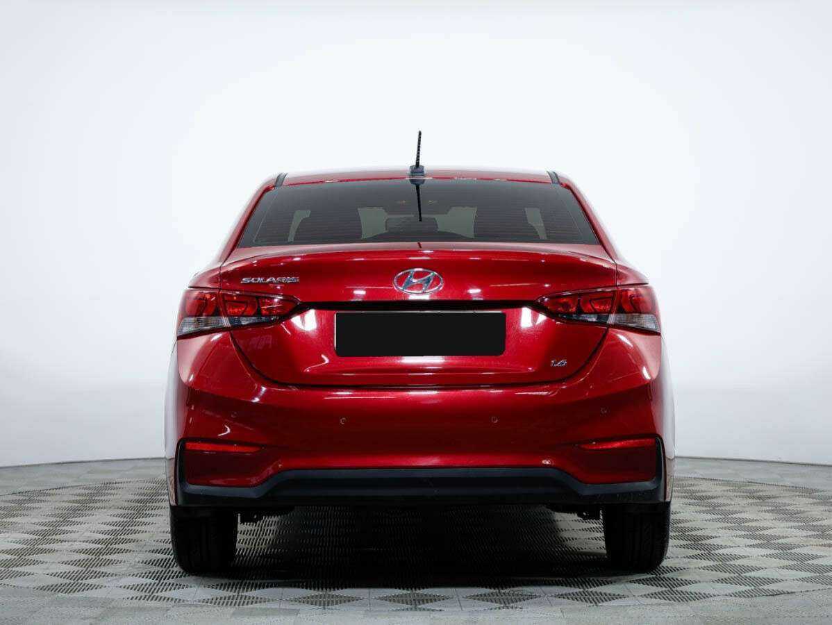 Купить Hyundai Solaris с пробегом. Фото: #4