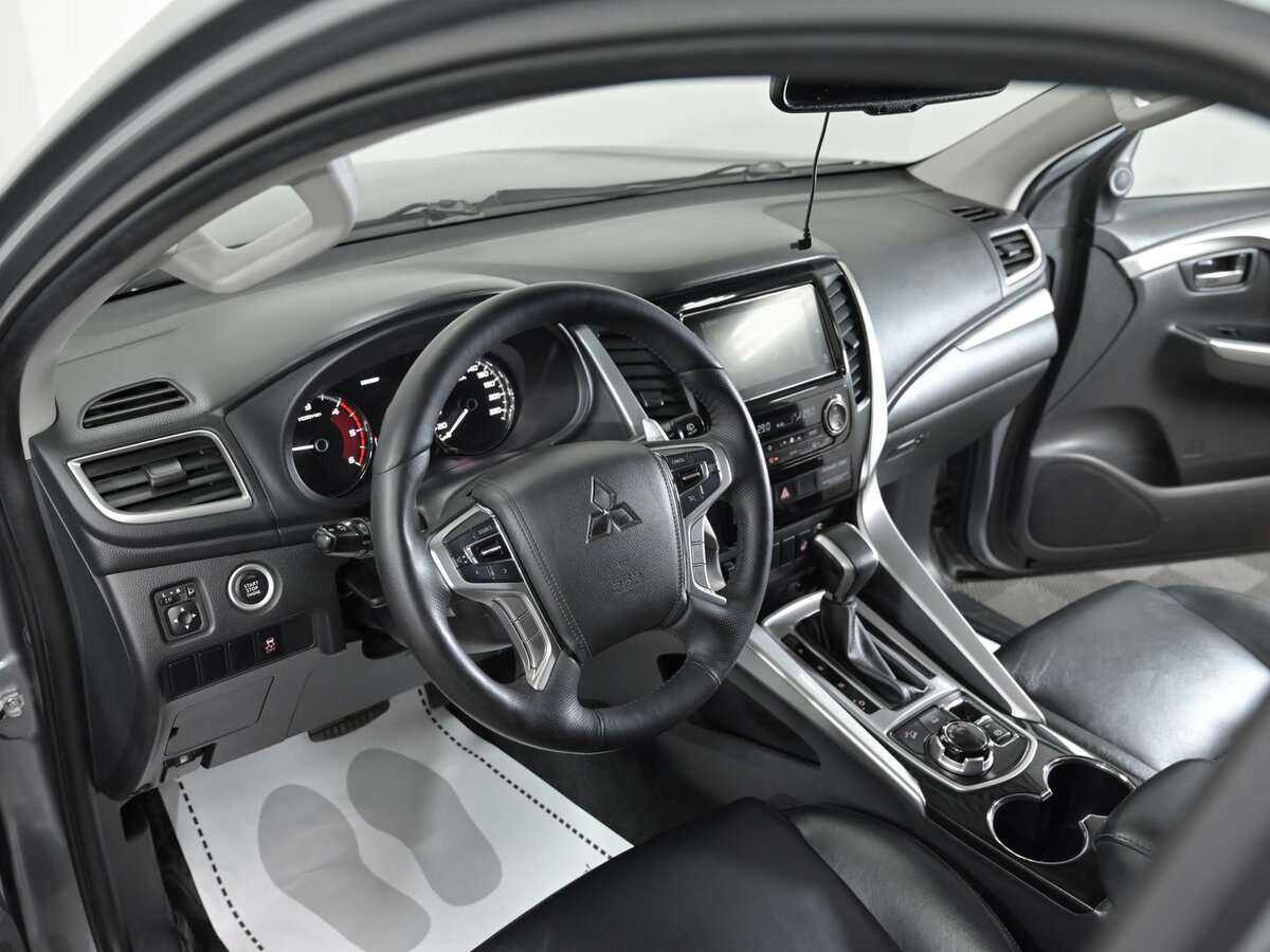 Купить Mitsubishi Pajero Sport с пробегом. Фото: #7