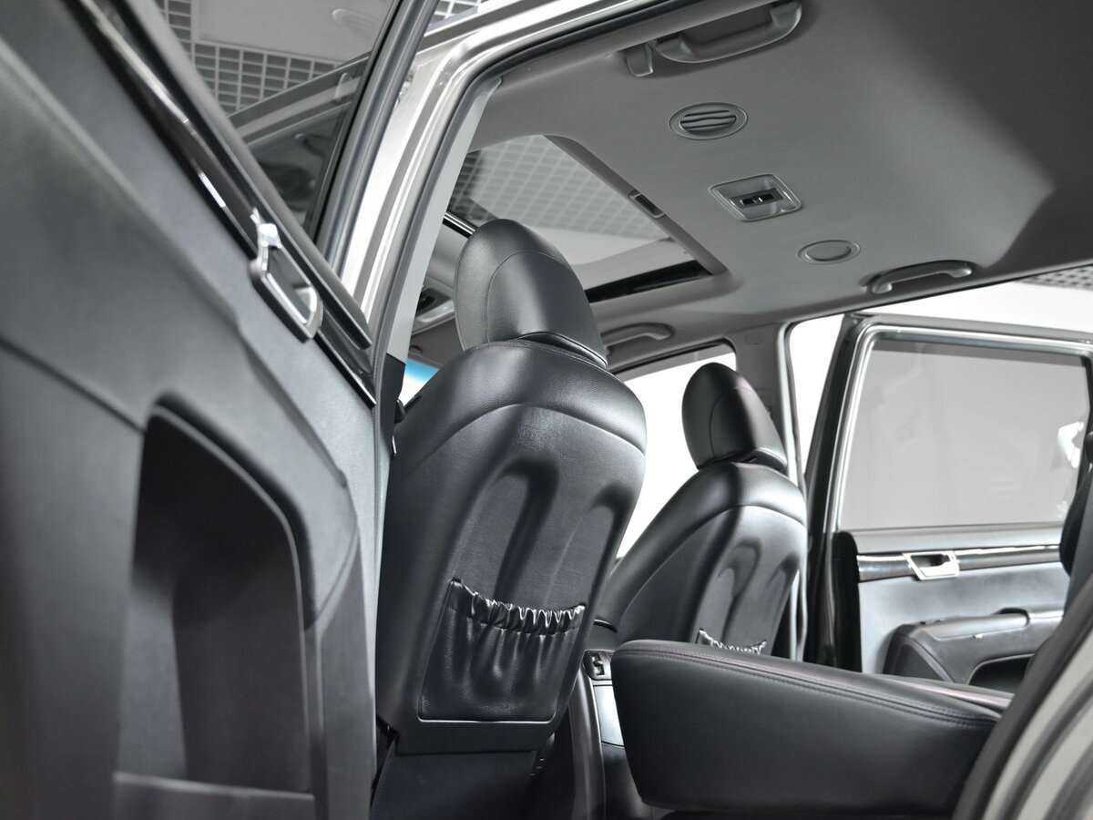 Купить Kia Mohave с пробегом. Фото: #6