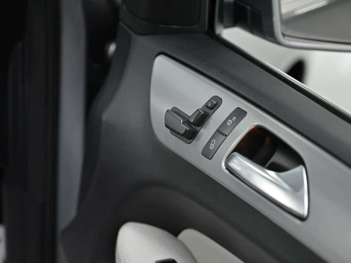 Купить Mercedes-Benz M-Класс с пробегом. Фото: #7