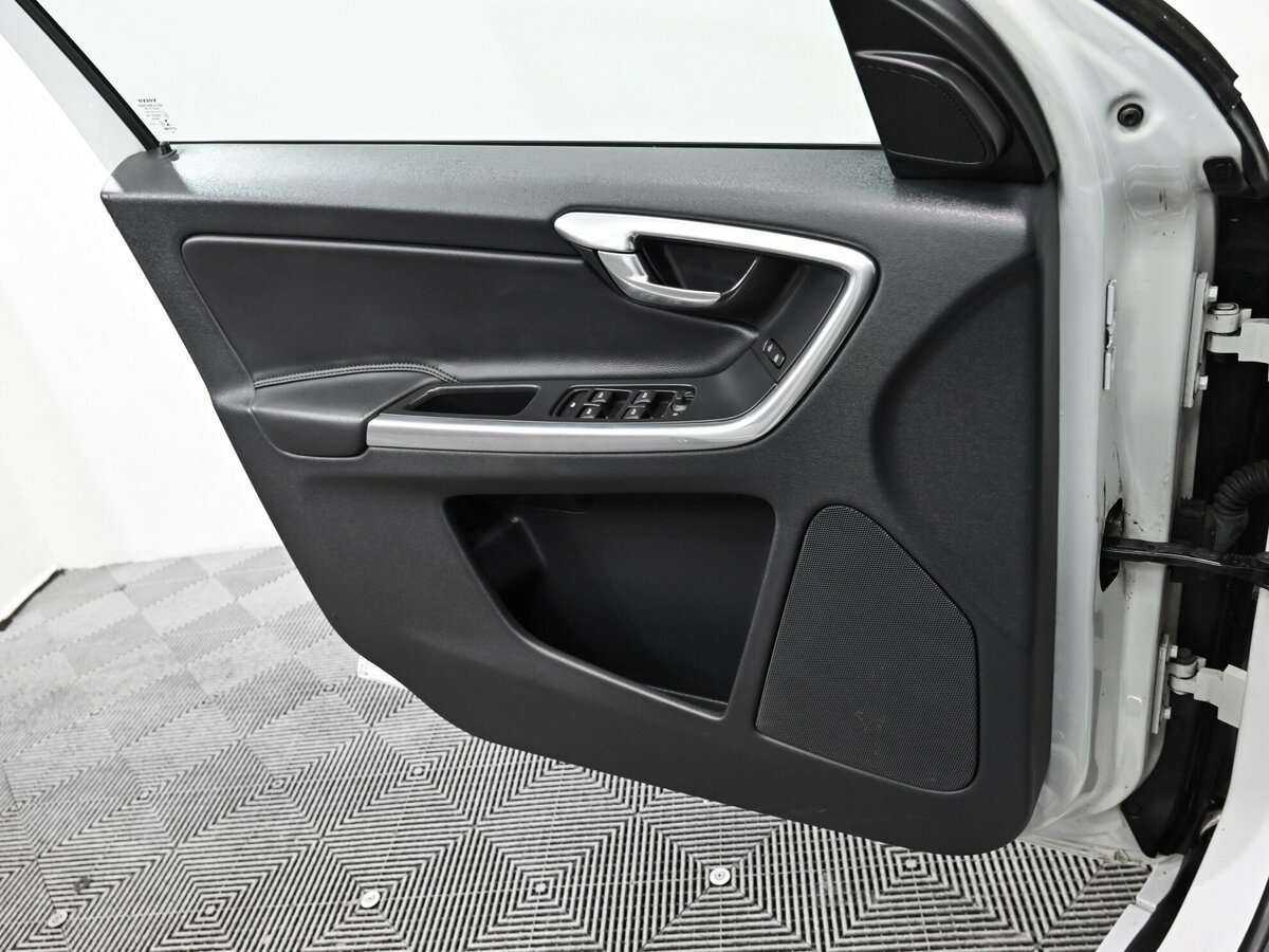 Продажа Б/У Вольво ИксЦ60. Фото: #11