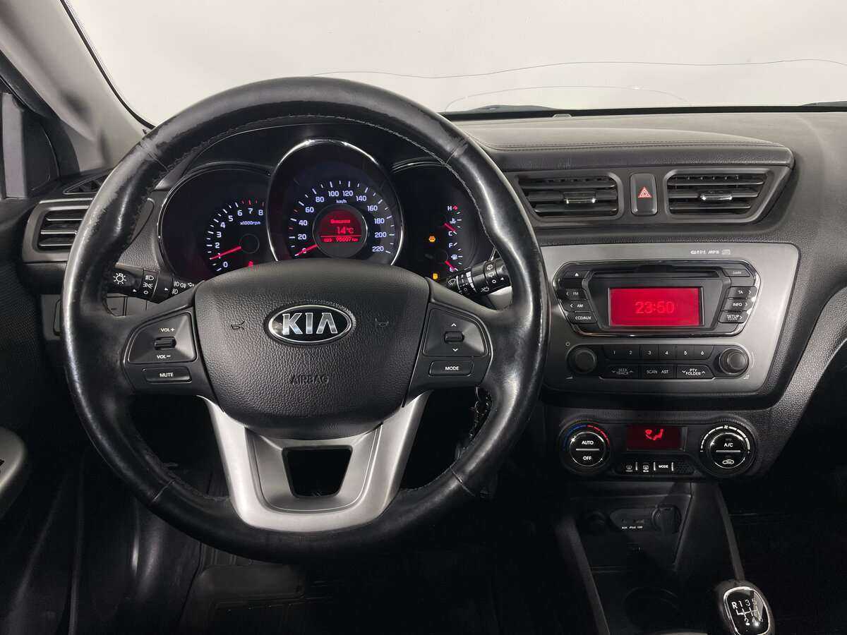 Купить Kia Rio с пробегом. Фото: #9