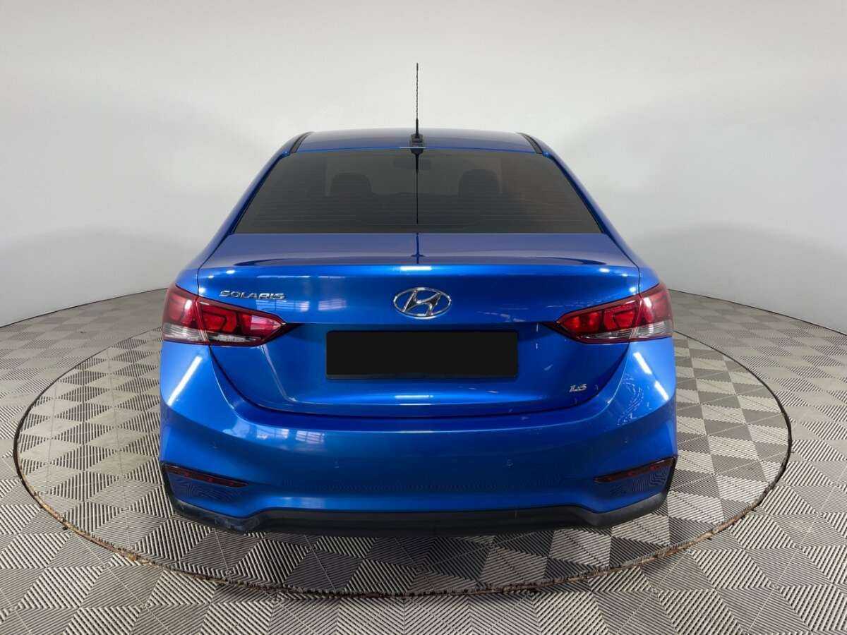 Купить Hyundai Solaris с пробегом. Фото: #4