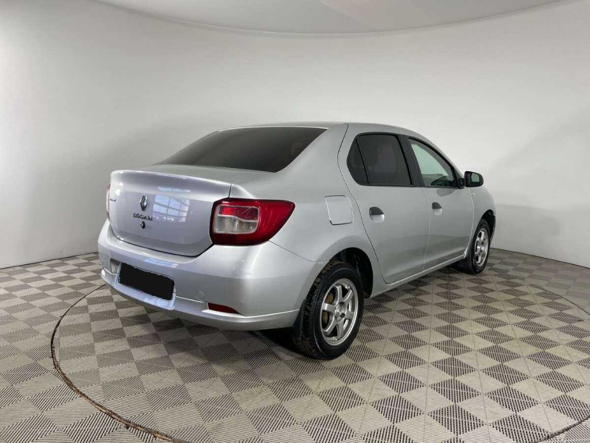 Купить Renault Logan с пробегом. Фото: #3