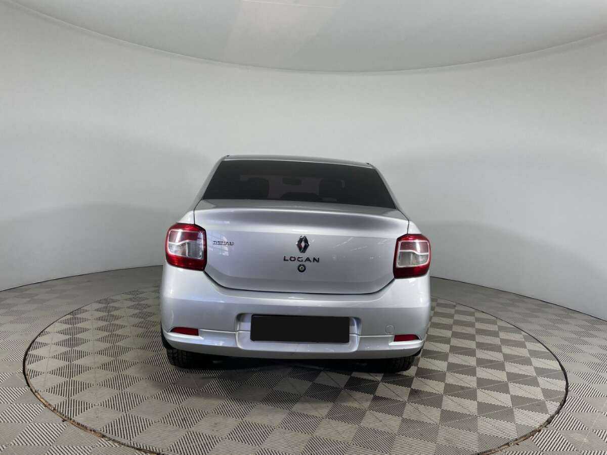 Купить Renault Logan с пробегом. Фото: #4