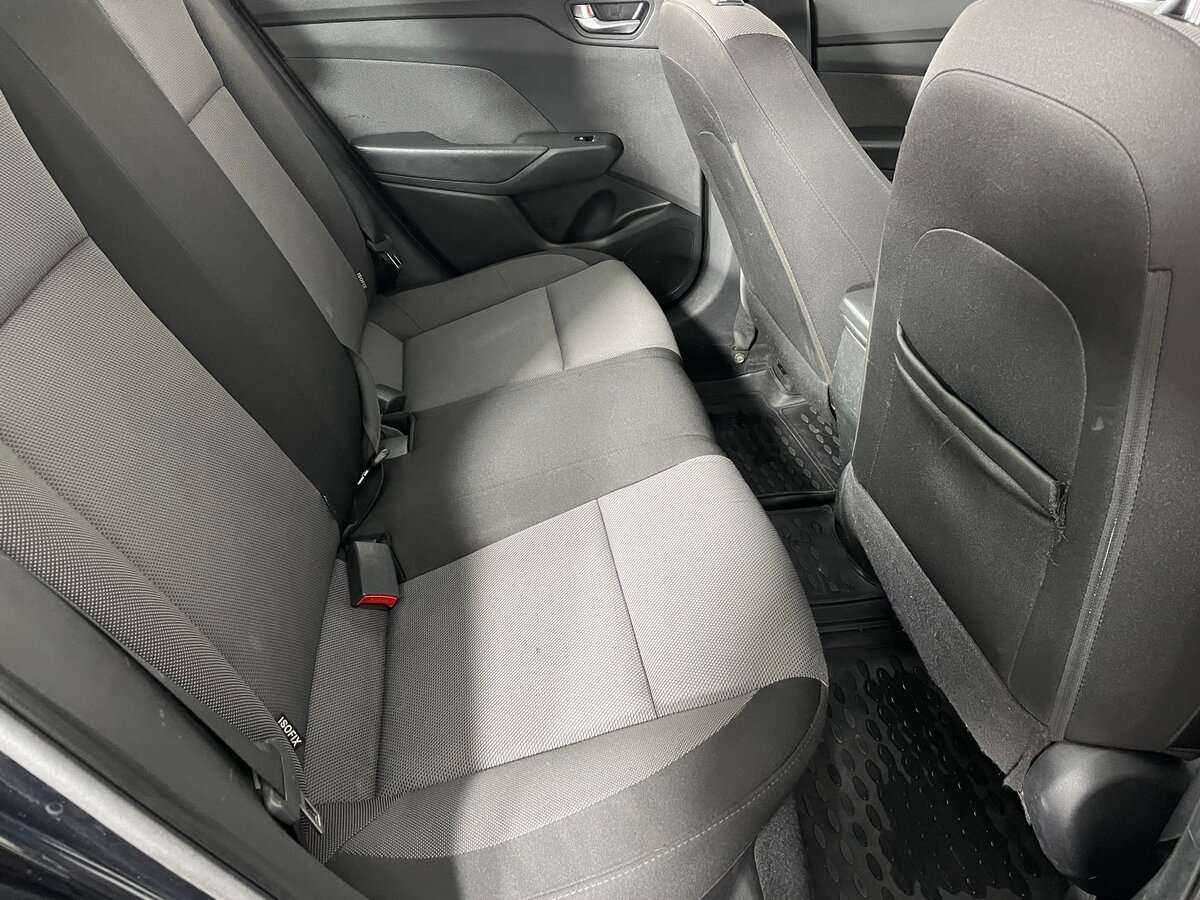 Купить Hyundai Solaris с пробегом. Фото: #17