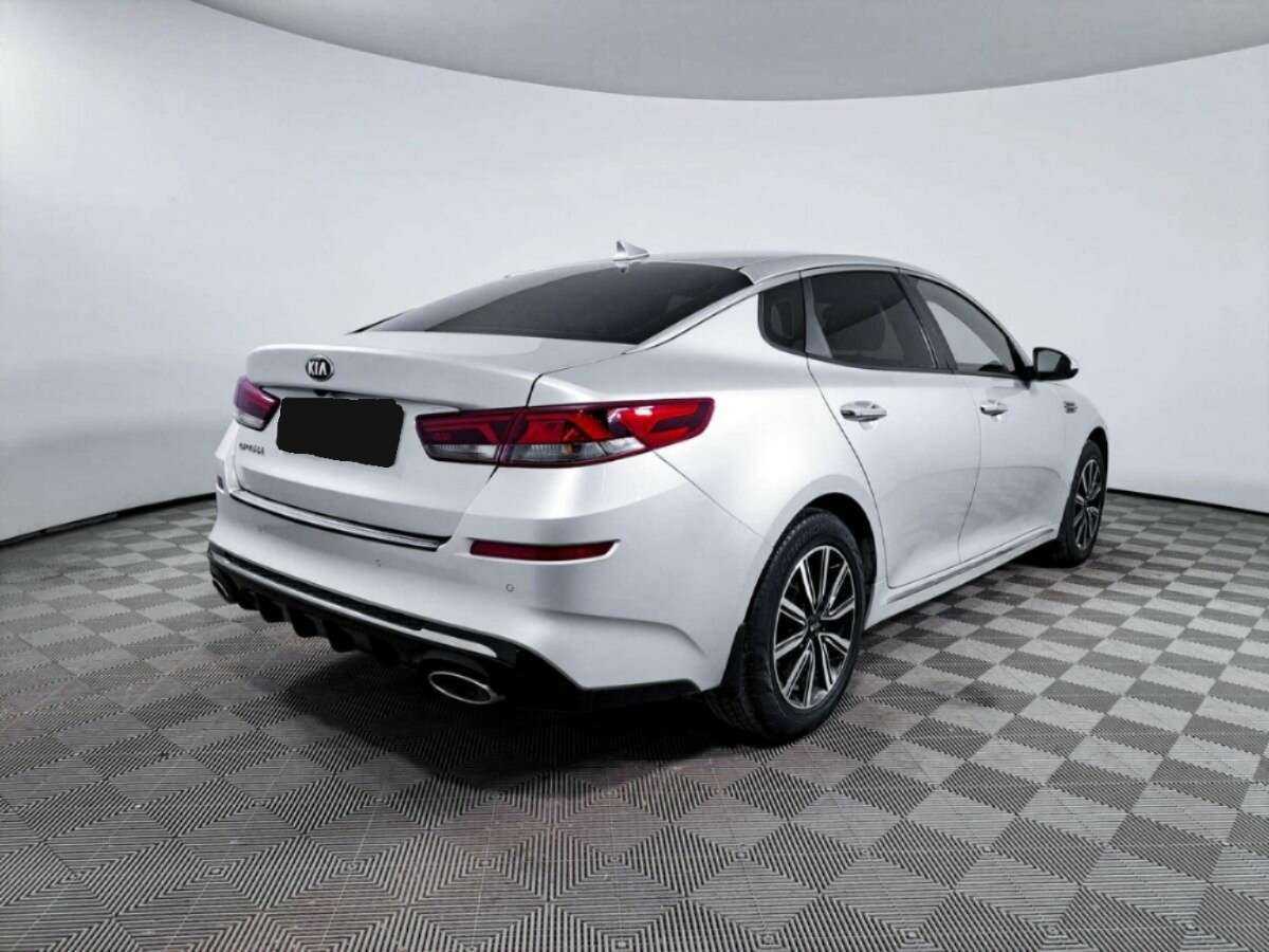 Купить Kia Optima с пробегом. Фото: #4