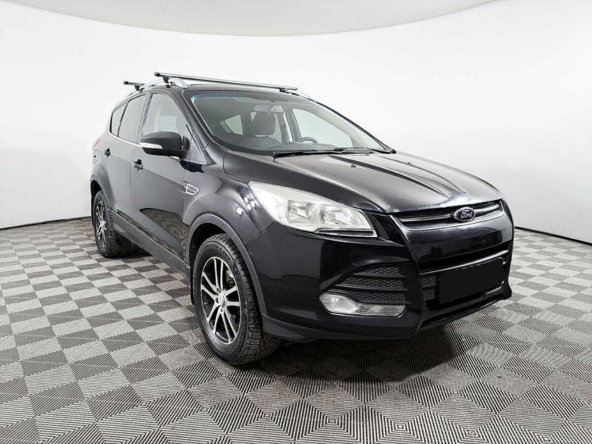Купить Ford Kuga с пробегом. Фото: #2