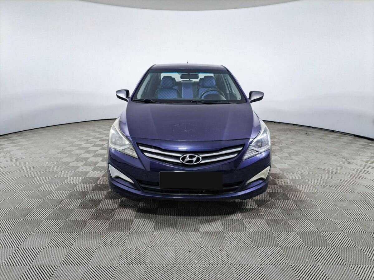 Купить Hyundai Solaris с пробегом. Фото: #1