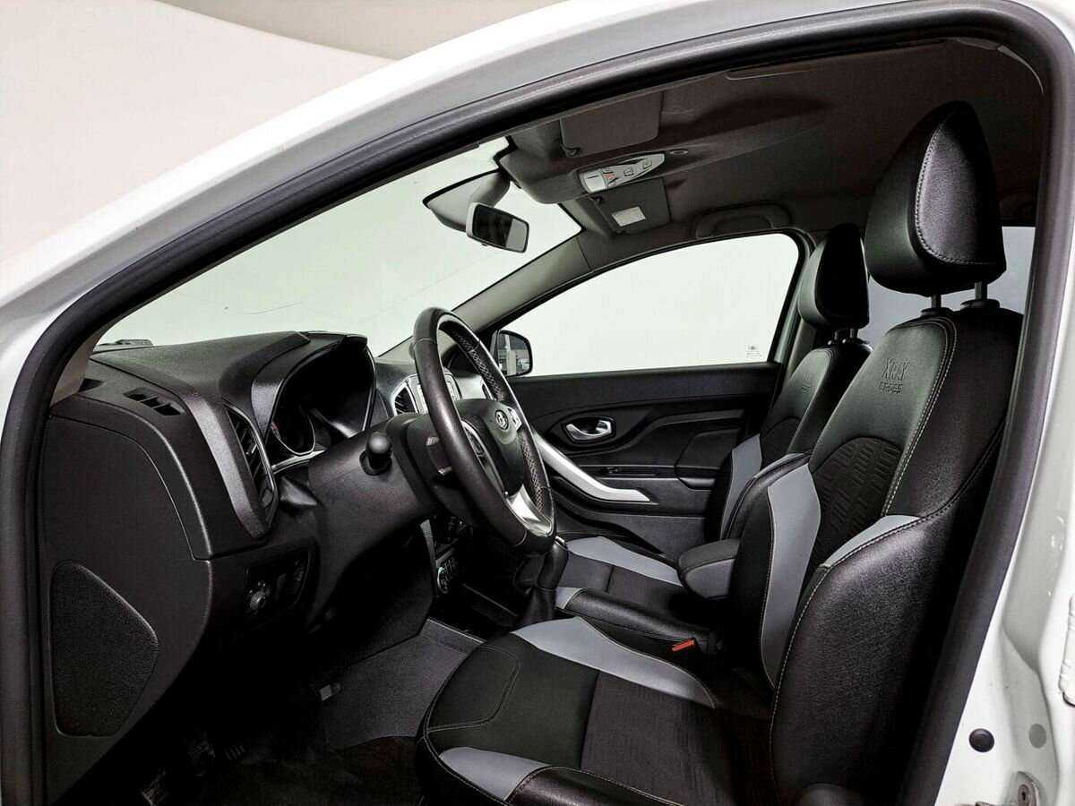 Купить Lada (ВАЗ) XRAY с пробегом. Фото: #13