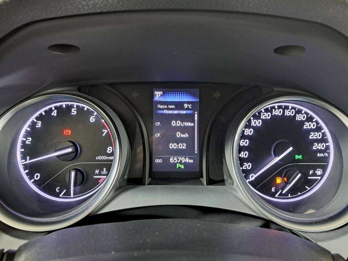 Купить Toyota Camry с пробегом. Фото: #10