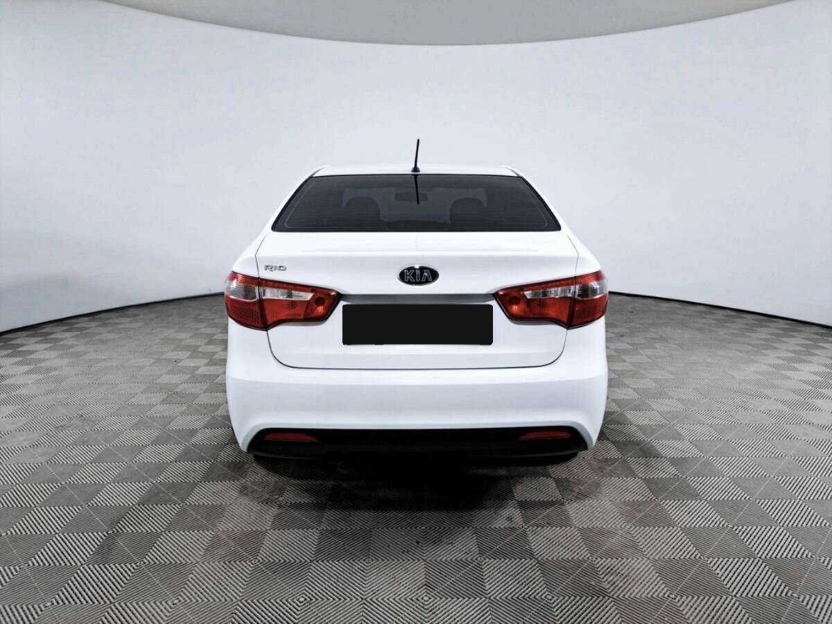 Купить Kia Rio с пробегом. Фото: #5