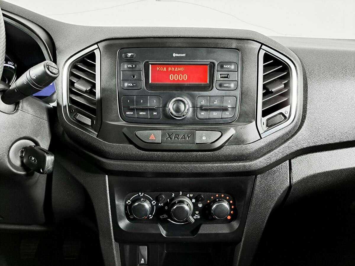 Купить Lada (ВАЗ) XRAY с пробегом. Фото: #11