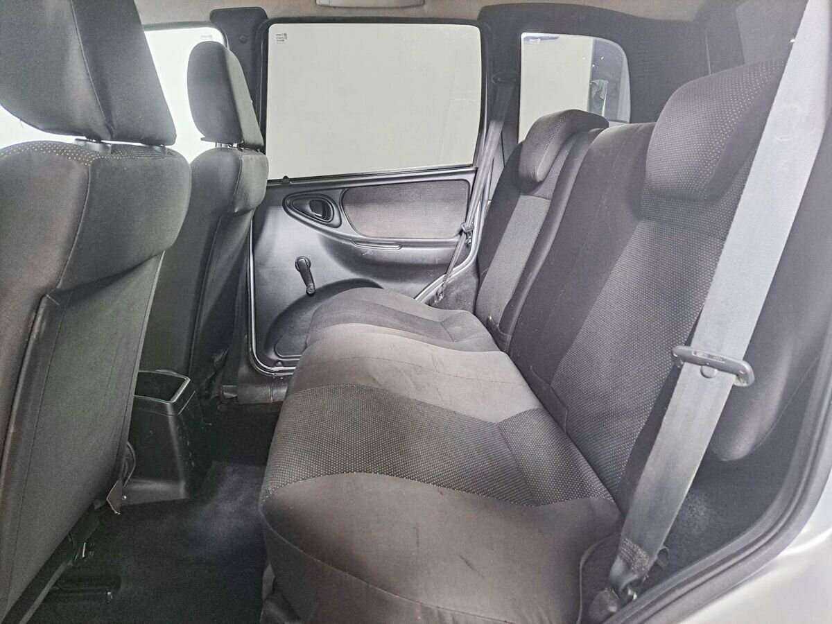 Купить Chevrolet Niva с пробегом. Фото: #9