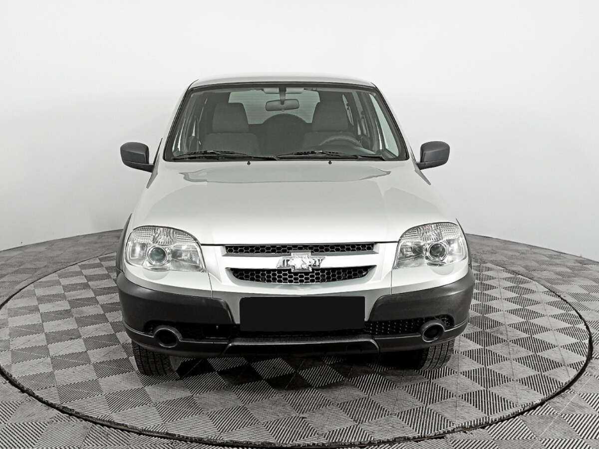 Купить Chevrolet Niva с пробегом. Фото: #1