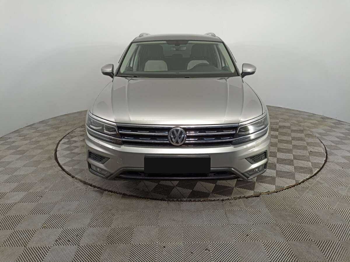 Купить Volkswagen Tiguan с пробегом. Фото: #1