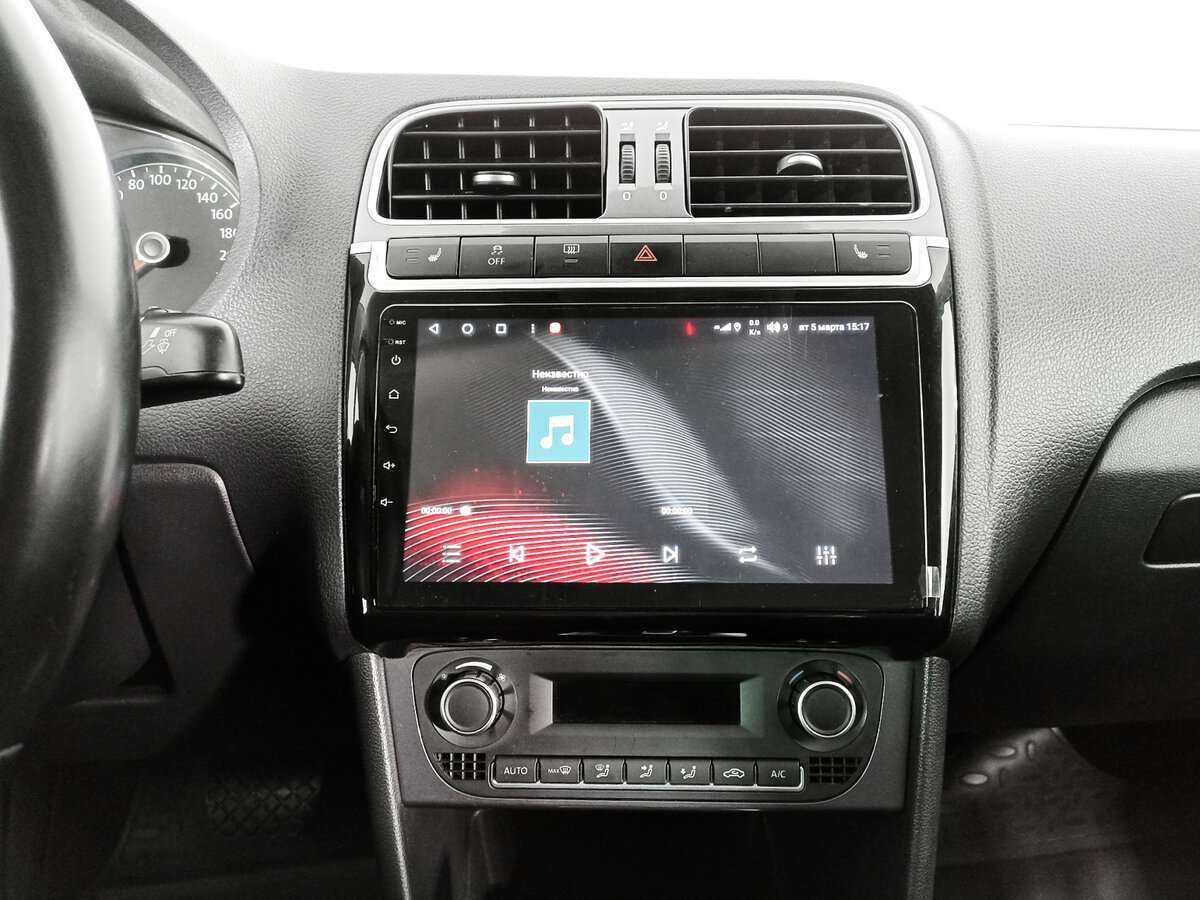 Купить Volkswagen Polo с пробегом. Фото: #12