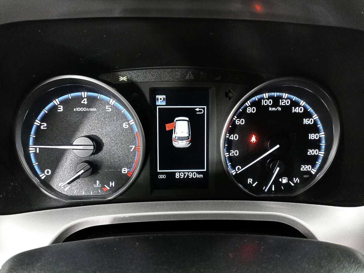 Купить Toyota RAV4 с пробегом. Фото: #10