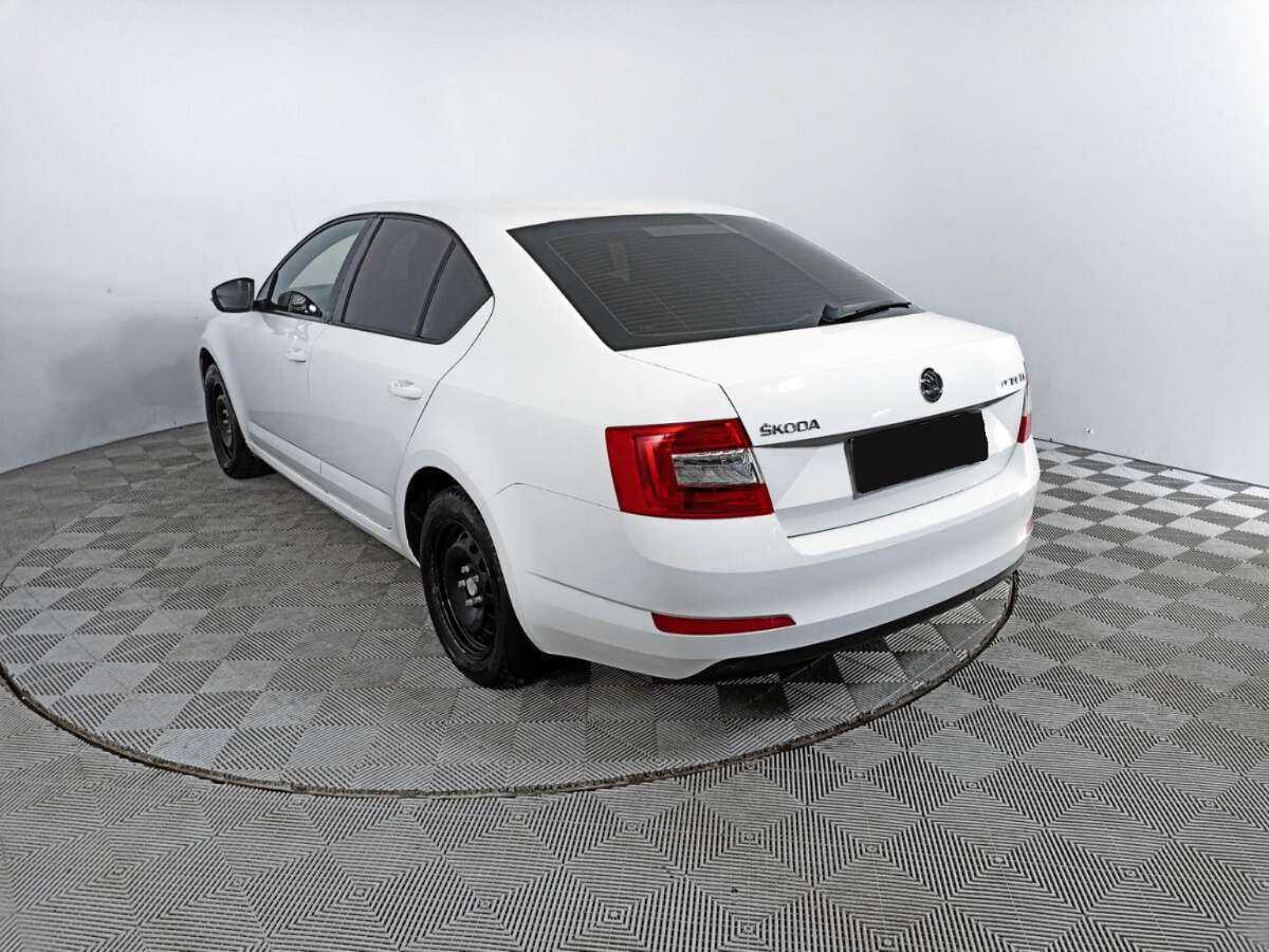 Купить Skoda Octavia с пробегом. Фото: #6