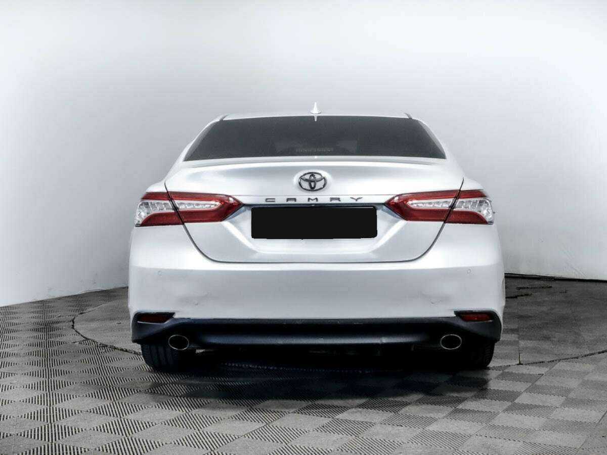 Купить Toyota Camry с пробегом. Фото: #4