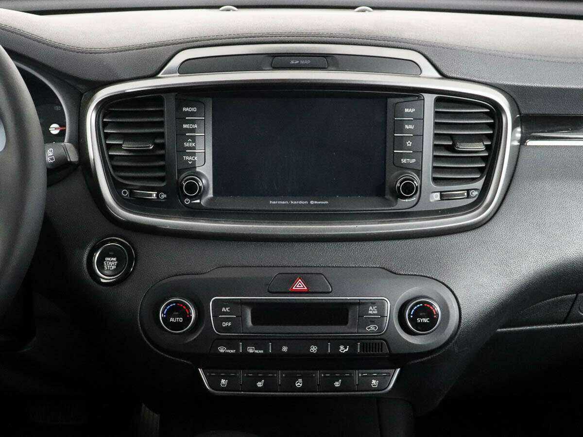 Купить Kia Sorento с пробегом. Фото: #11