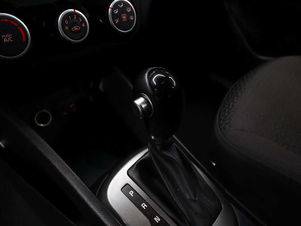 Купить Kia Rio с пробегом. Фото: #7
