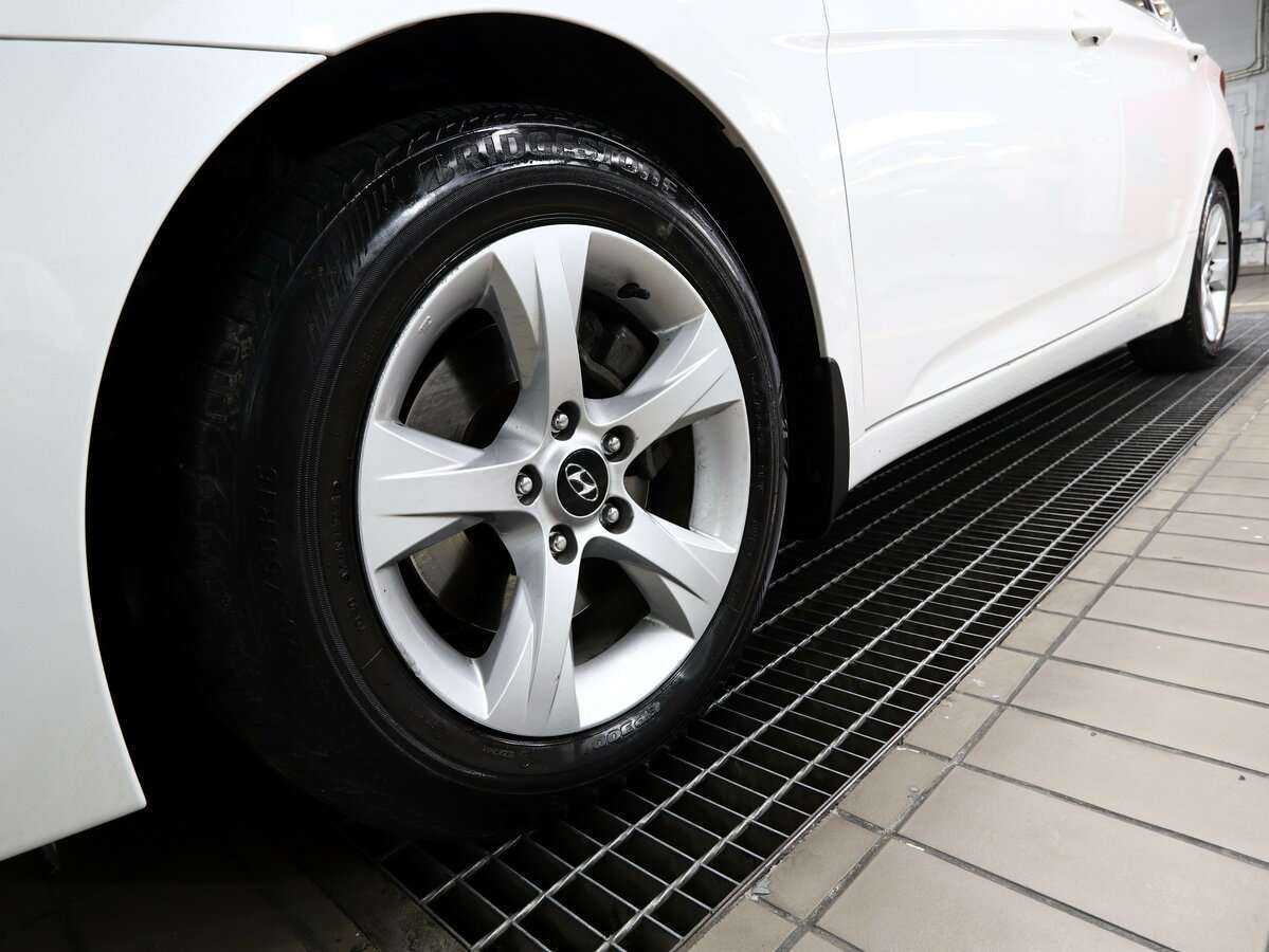 Купить Hyundai i40 с пробегом. Фото: #21