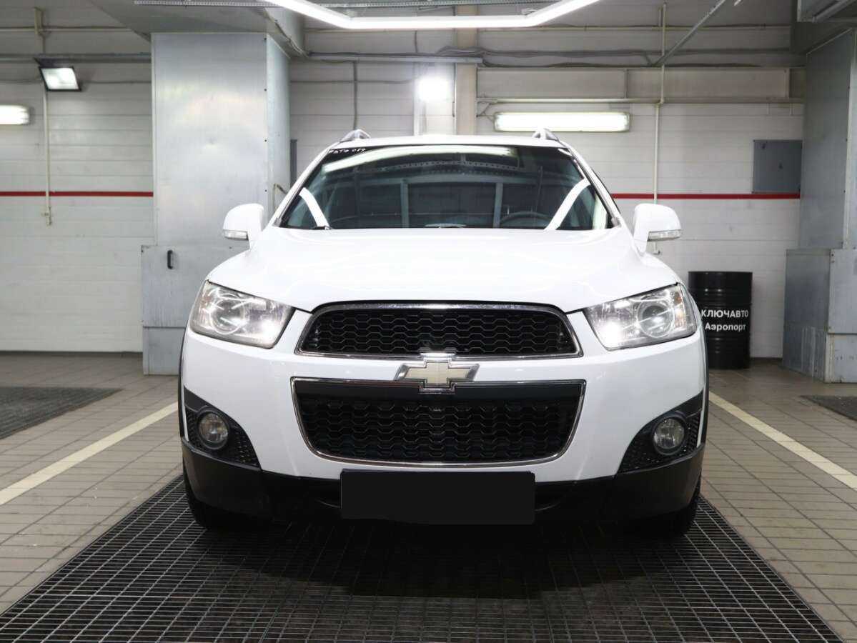 Купить Chevrolet Captiva с пробегом. Фото: #2