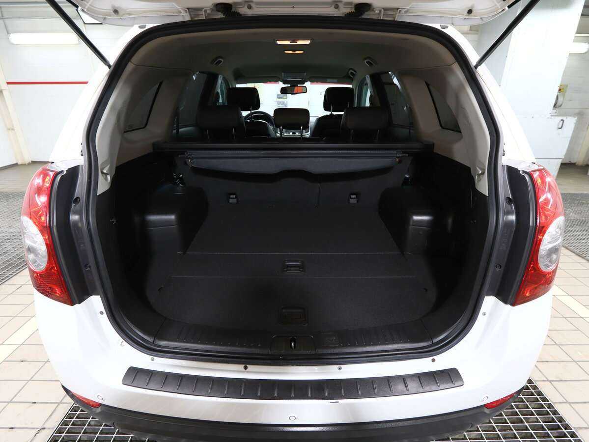 Купить Chevrolet Captiva с пробегом. Фото: #4