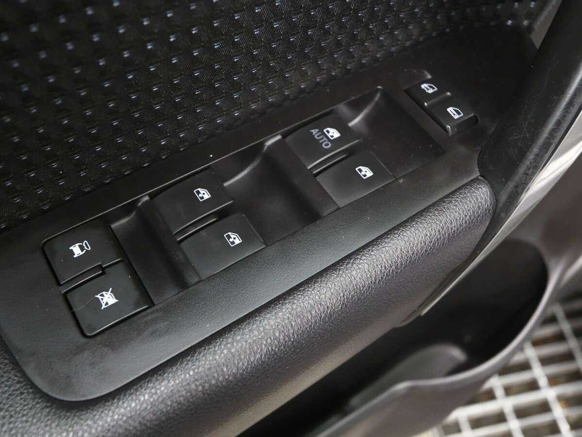 Купить Chevrolet Captiva с пробегом. Фото: #8