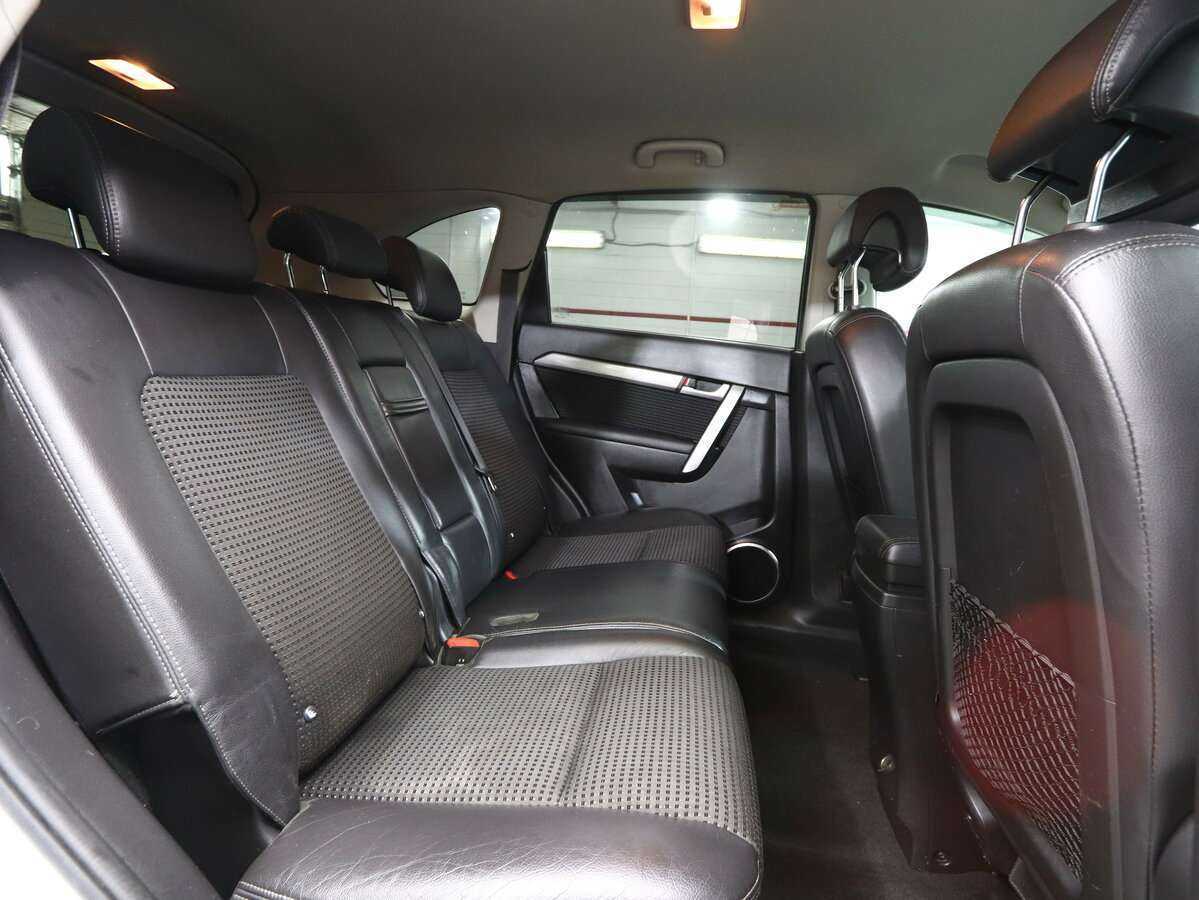 Купить Chevrolet Captiva с пробегом. Фото: #15