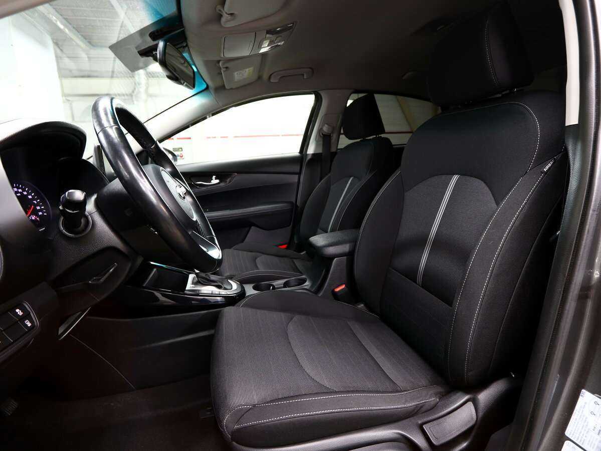 Купить Kia Cerato с пробегом. Фото: #4