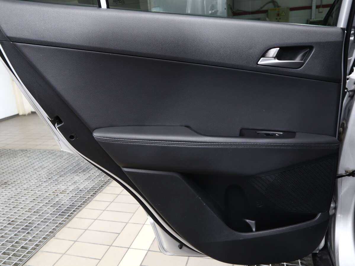 Купить Hyundai Creta с пробегом. Фото: #10