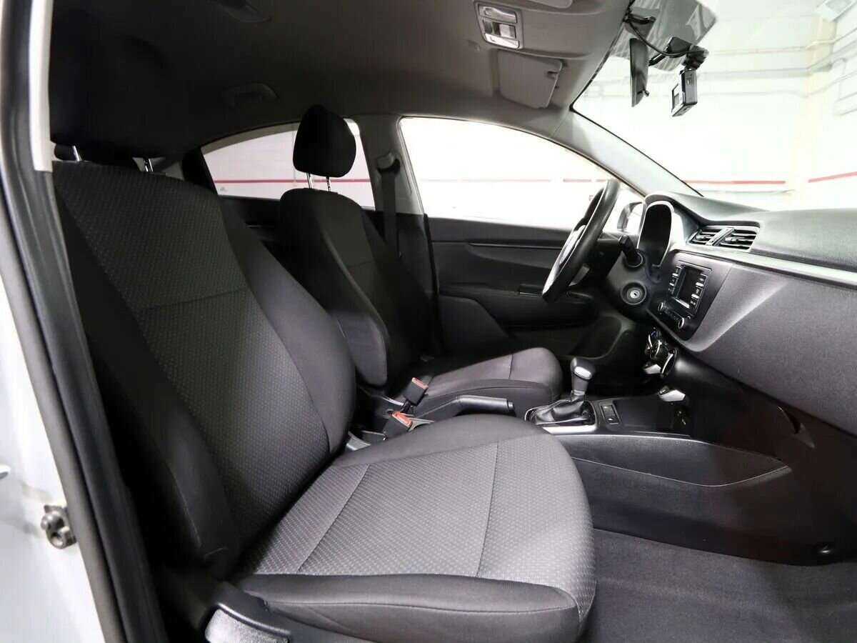 Купить Kia Rio с пробегом. Фото: #10