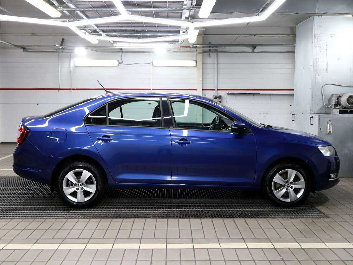Купить Skoda Rapid с пробегом. Фото: #9