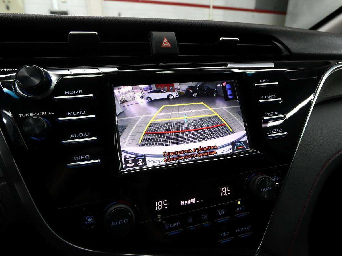 Купить Toyota Camry с пробегом. Фото: #18