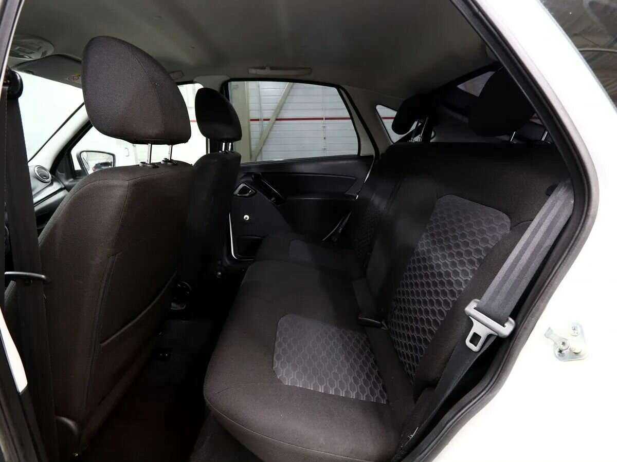 Купить Lada (ВАЗ) Granta с пробегом. Фото: #17