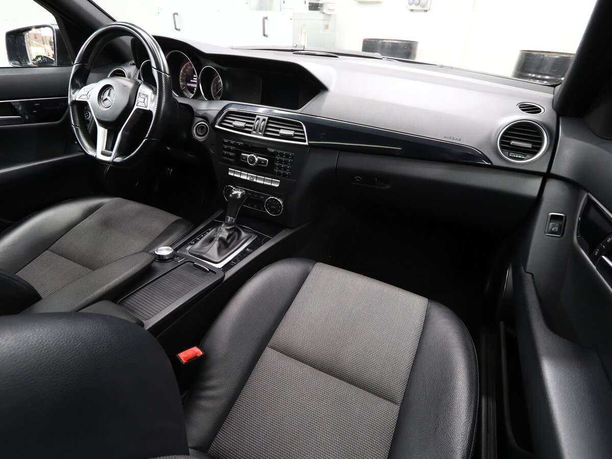 Купить Mercedes-Benz C-Класс с пробегом. Фото: #14