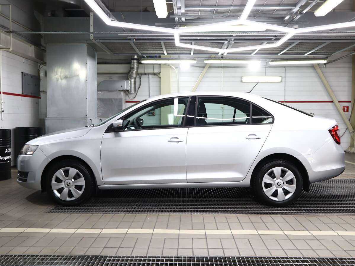 Купить Skoda Rapid с пробегом. Фото: #3
