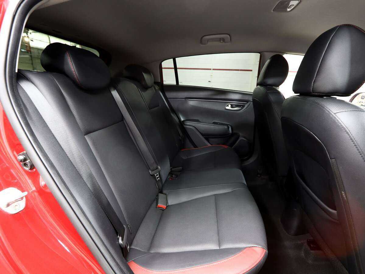 Купить Kia Rio с пробегом. Фото: #20