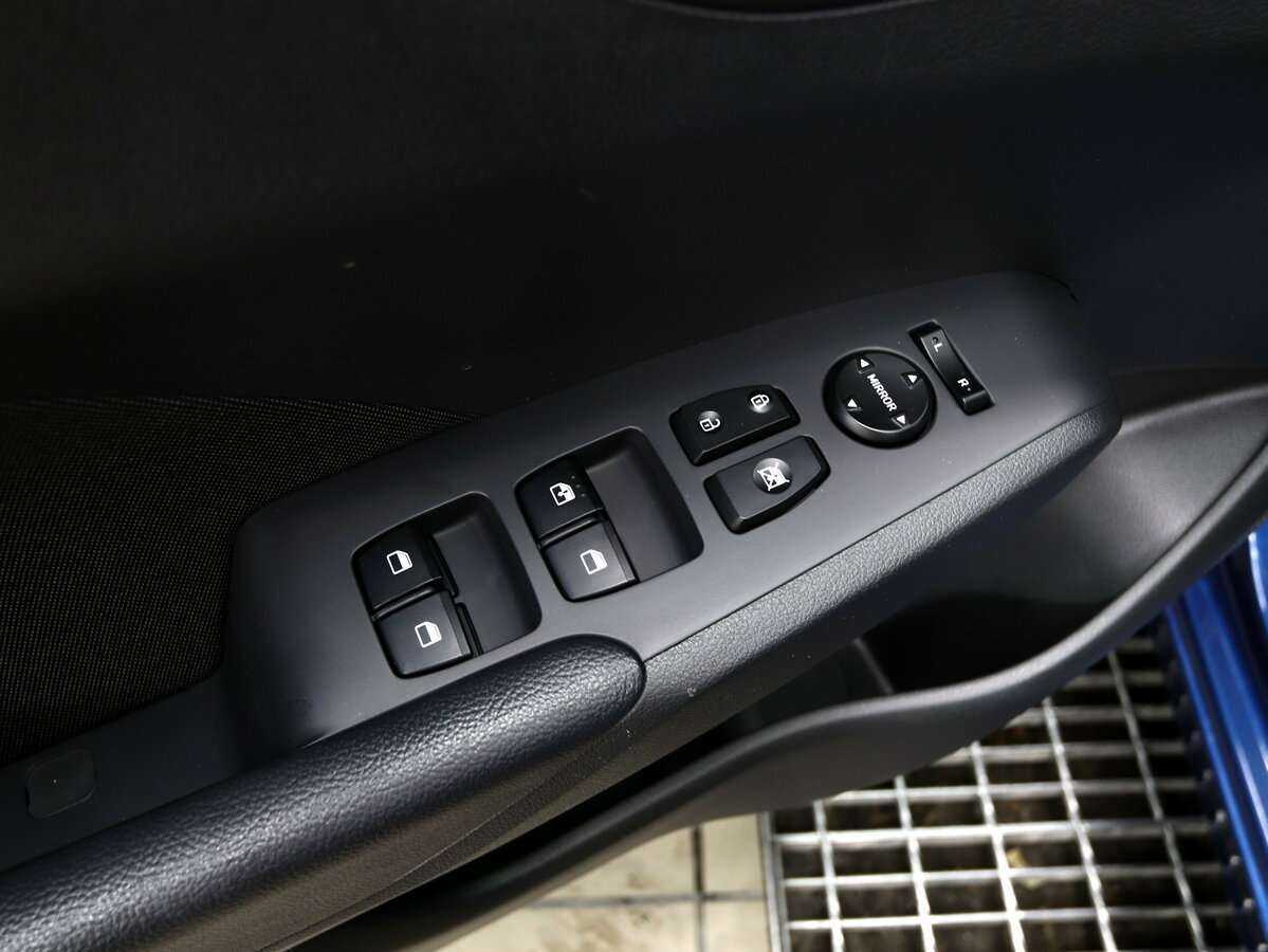 Купить Hyundai Solaris с пробегом. Фото: #18