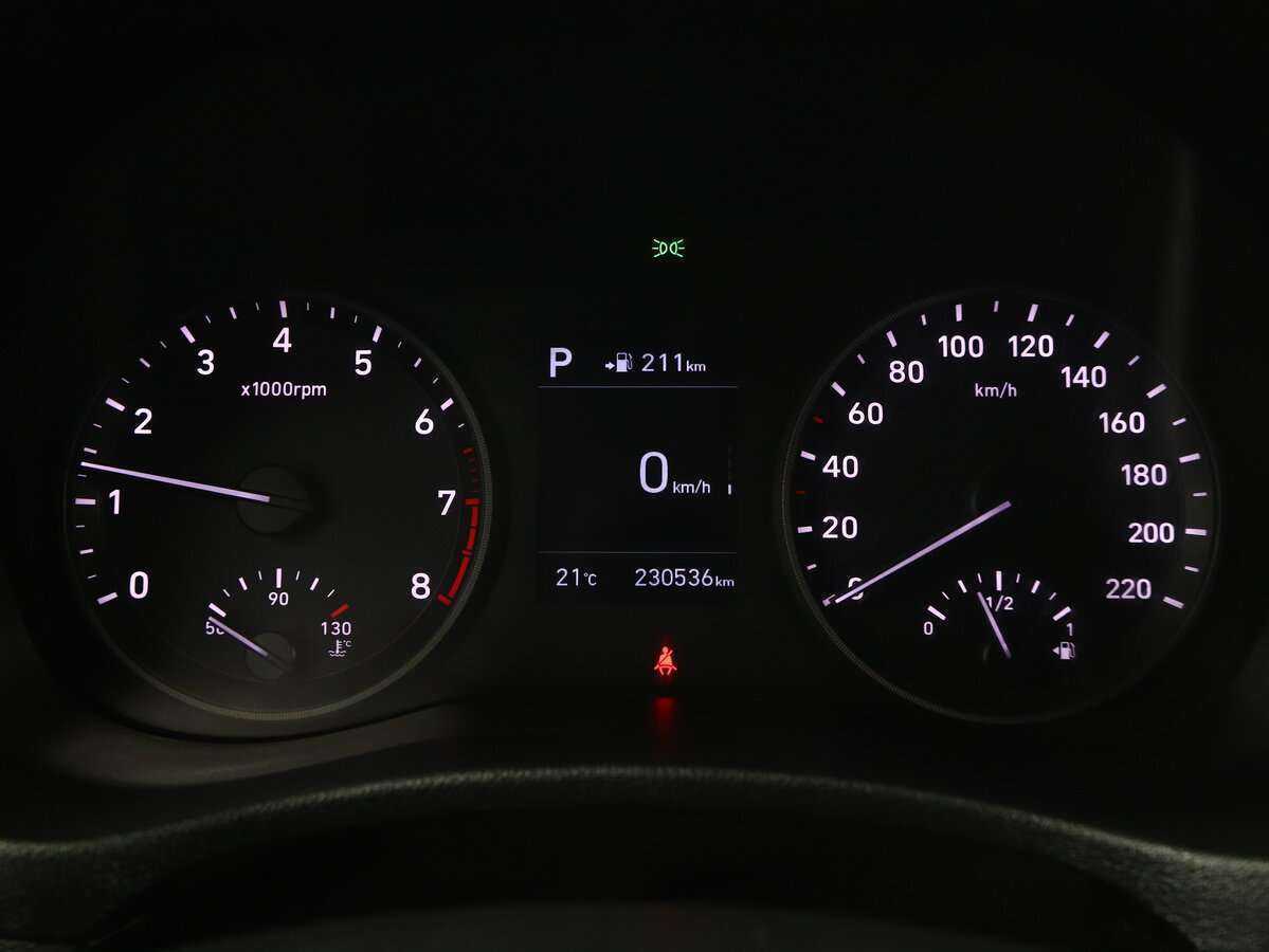 Купить Hyundai Solaris с пробегом. Фото: #20