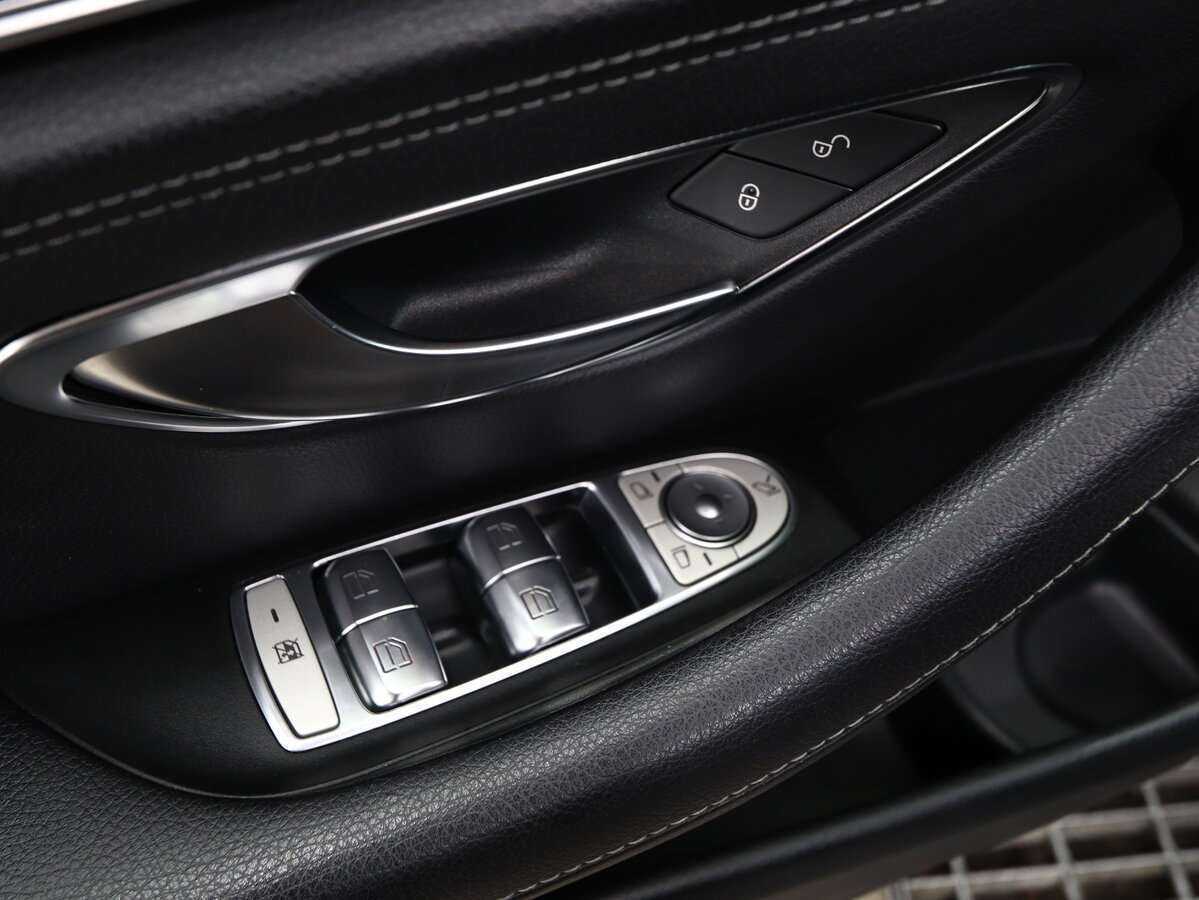 Купить Mercedes-Benz E-Класс с пробегом. Фото: #13
