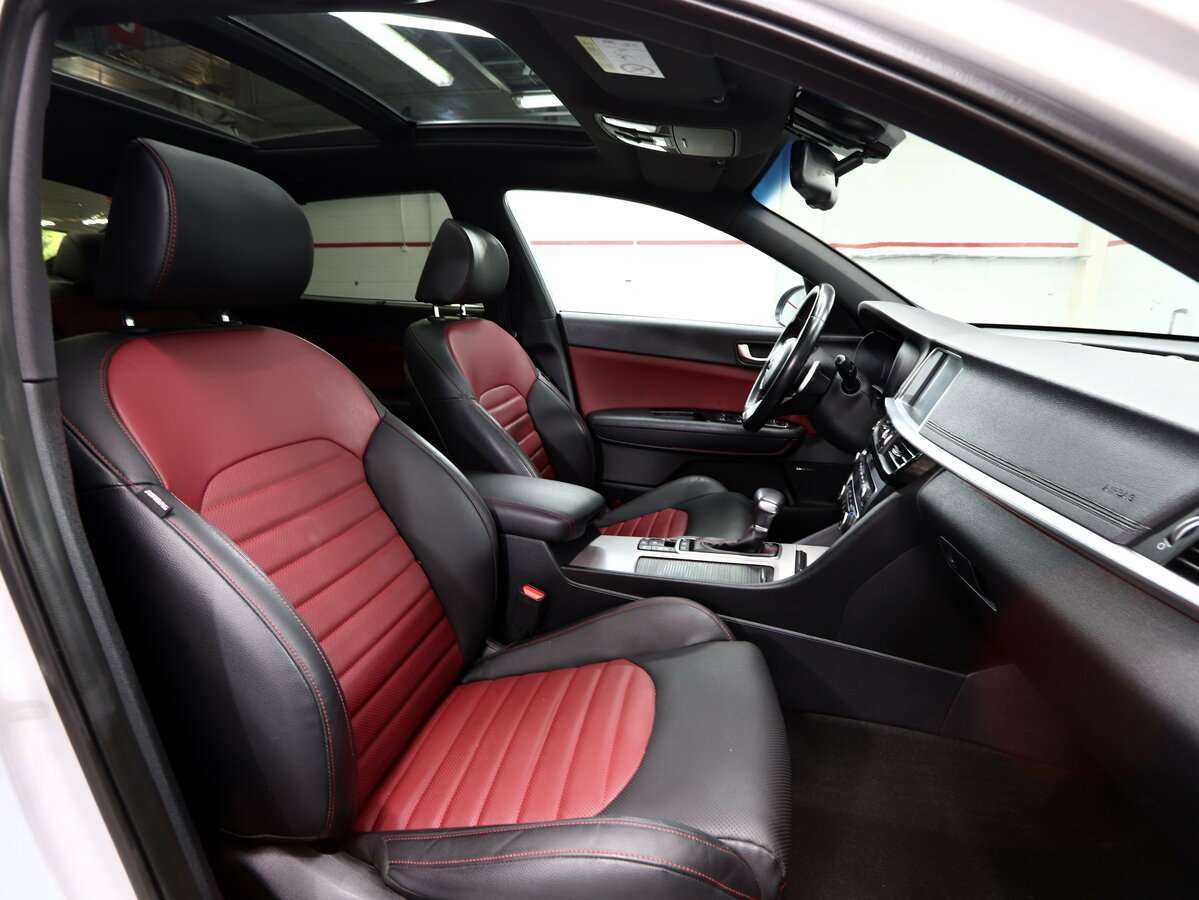 Купить Kia Optima с пробегом. Фото: #6