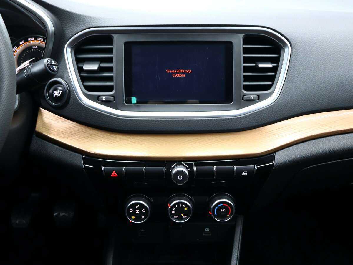 Купить Lada (ВАЗ) Vesta с пробегом. Фото: #18