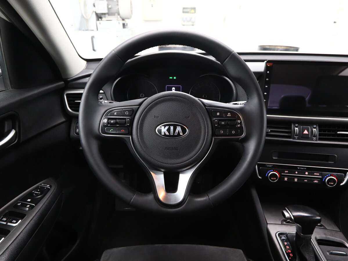 Купить Kia Optima с пробегом. Фото: #10