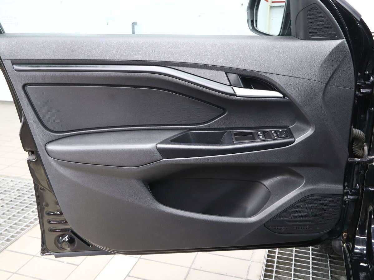 Купить Lada (ВАЗ) Vesta с пробегом. Фото: #13