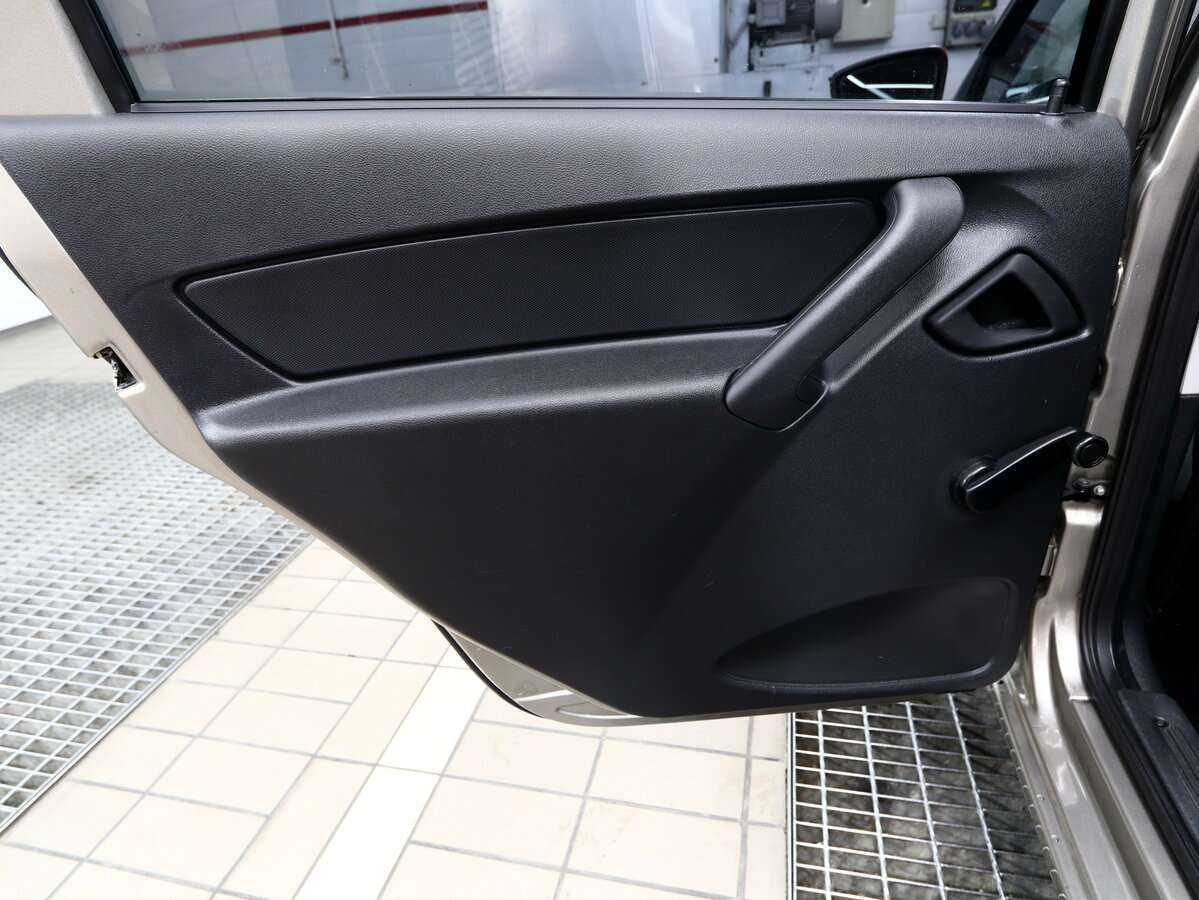 Купить Lada (ВАЗ) Granta с пробегом. Фото: #13